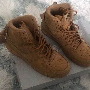 Wheat colored Nike Air Force 1’s Hightop.